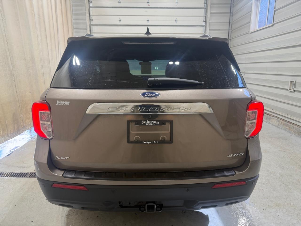 Ford Explorer XLT 4WD 2021