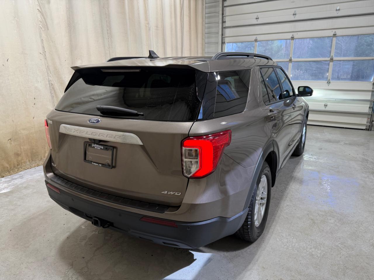Ford Explorer XLT 4WD 2021