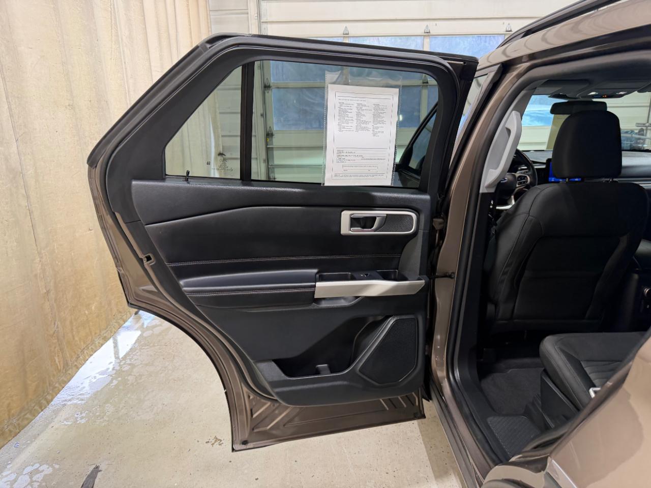 Ford Explorer XLT 4WD 2021