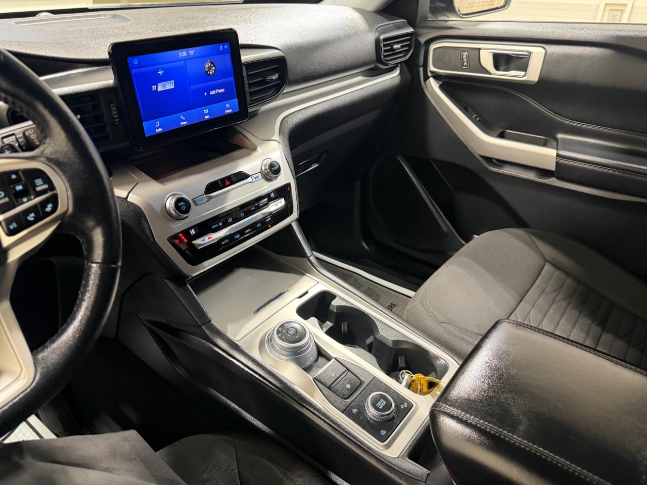 Ford Explorer XLT 4WD 2021