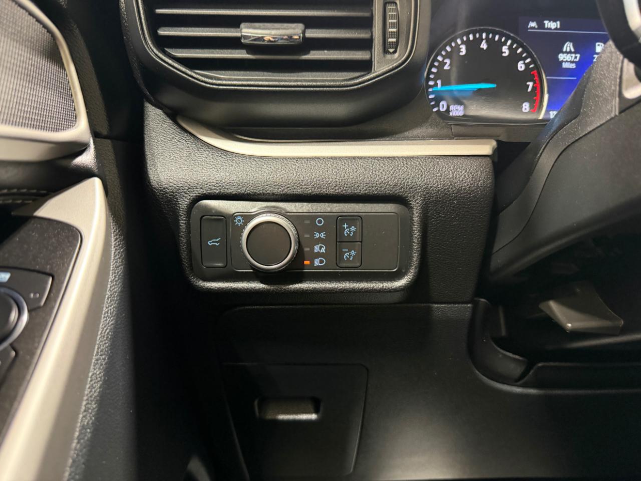 Ford Explorer XLT 4WD 2021