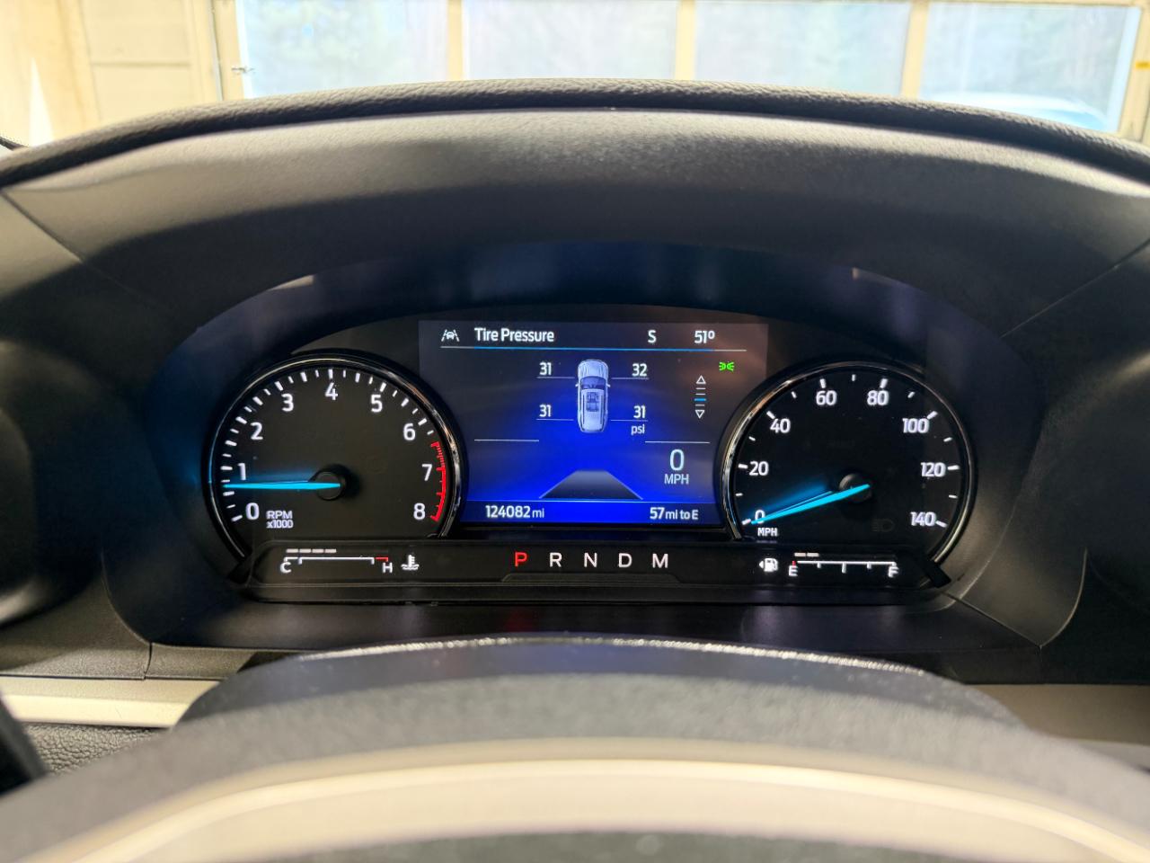 Ford Explorer XLT 4WD 2021