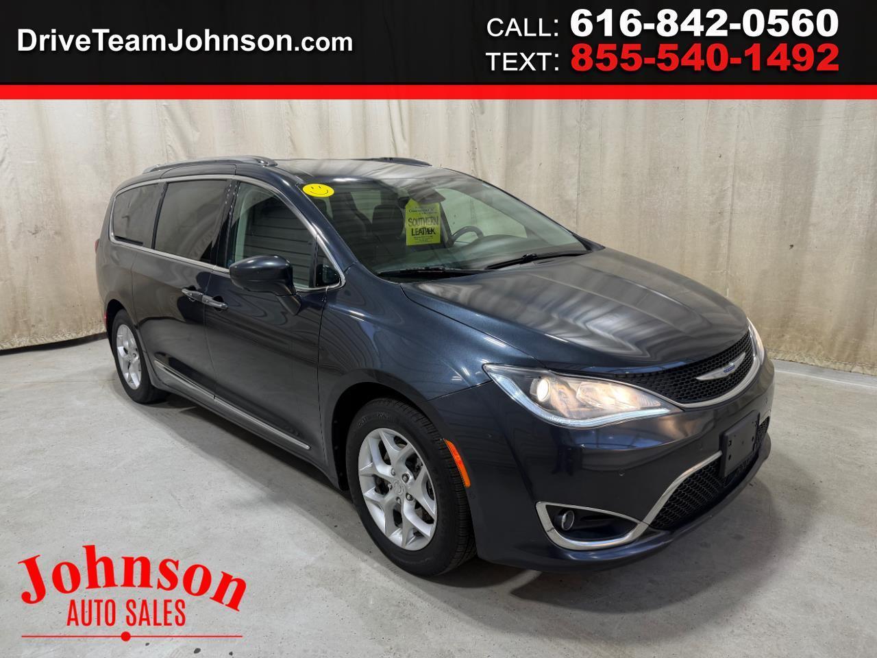 2019 Chrysler Pacifica Touring L FWD
