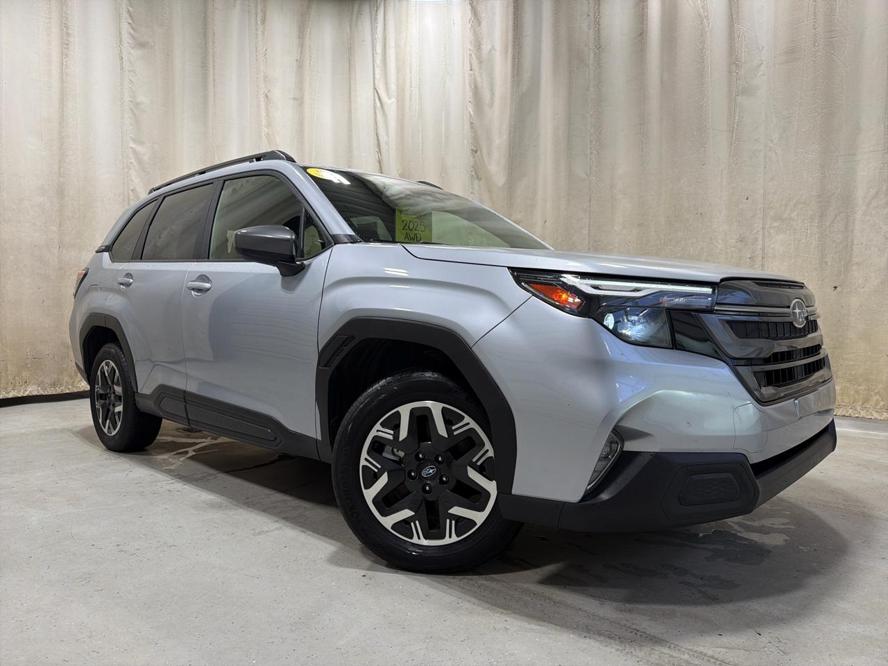 Subaru Forester Premium AWD 2025