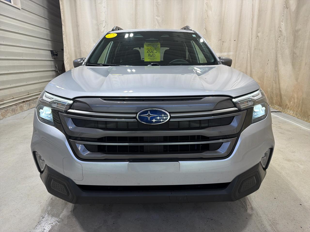 Subaru Forester Premium AWD 2025
