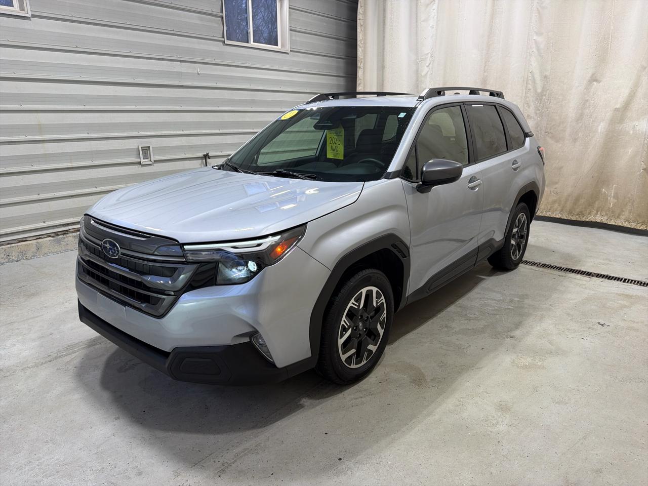 Subaru Forester Premium AWD 2025
