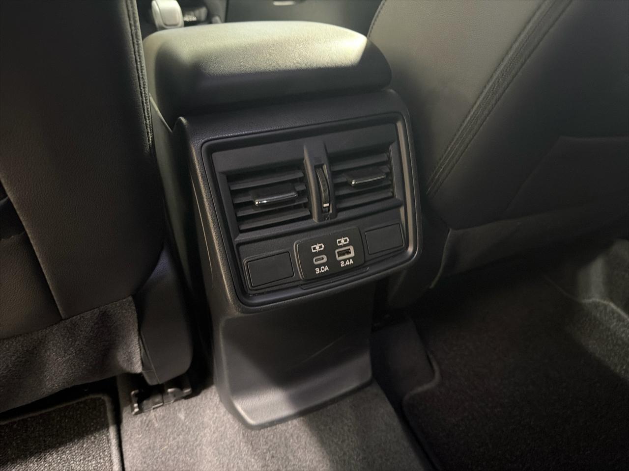 Subaru Forester Premium AWD 2025