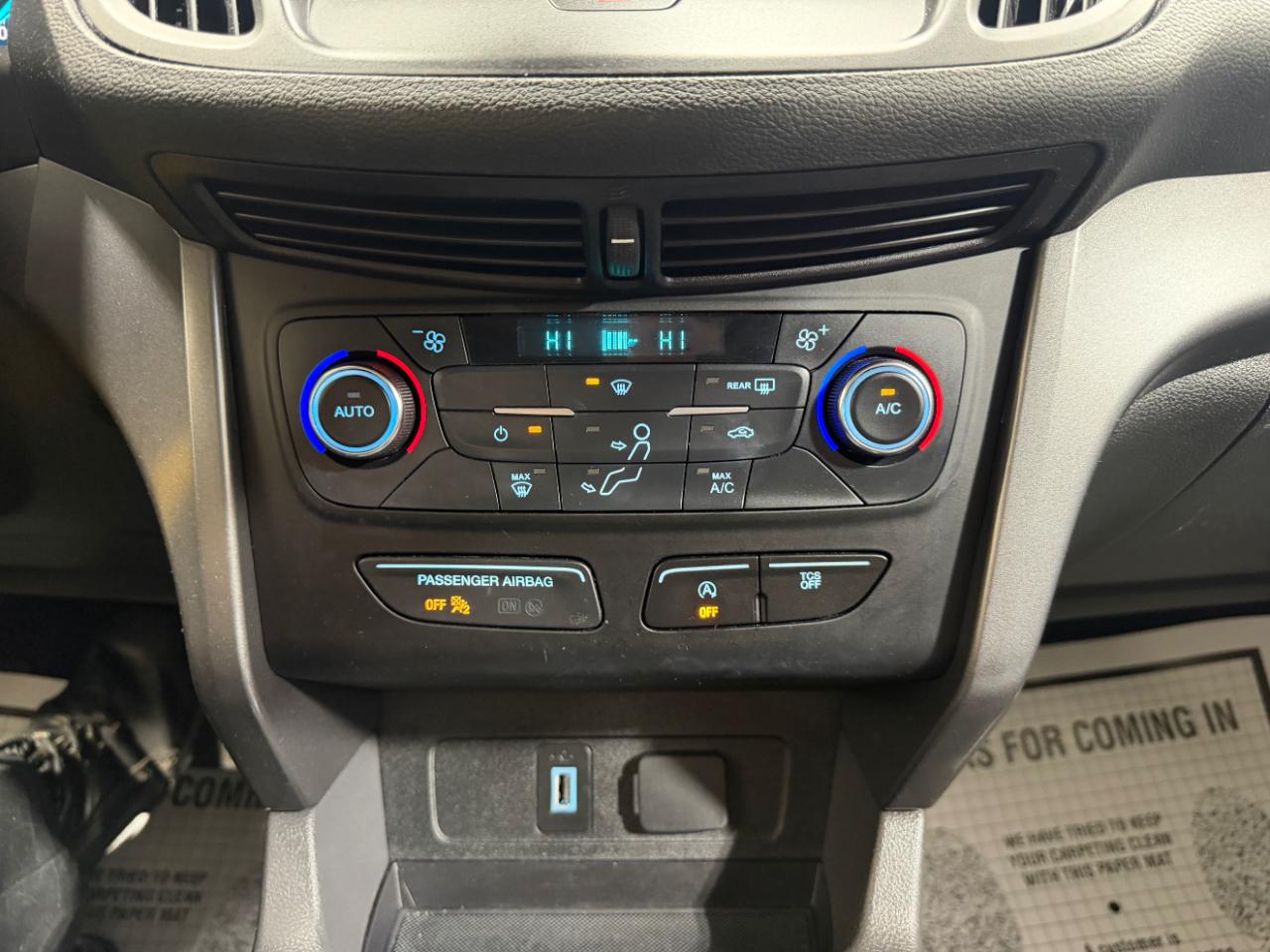 Ford Escape SE FWD 2017