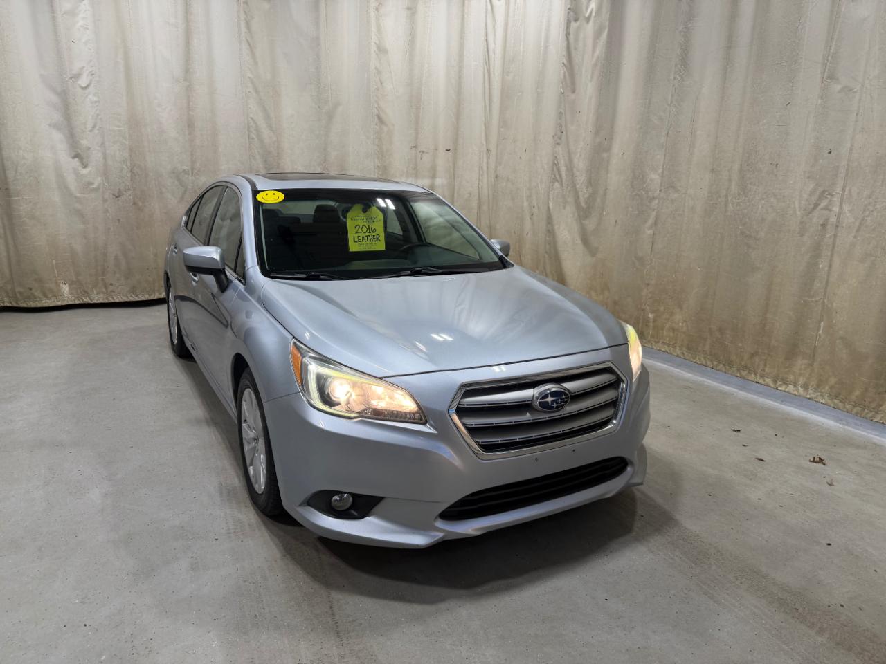 Subaru Legacy 4dr Sdn 2.5i Premium PZEV 2016