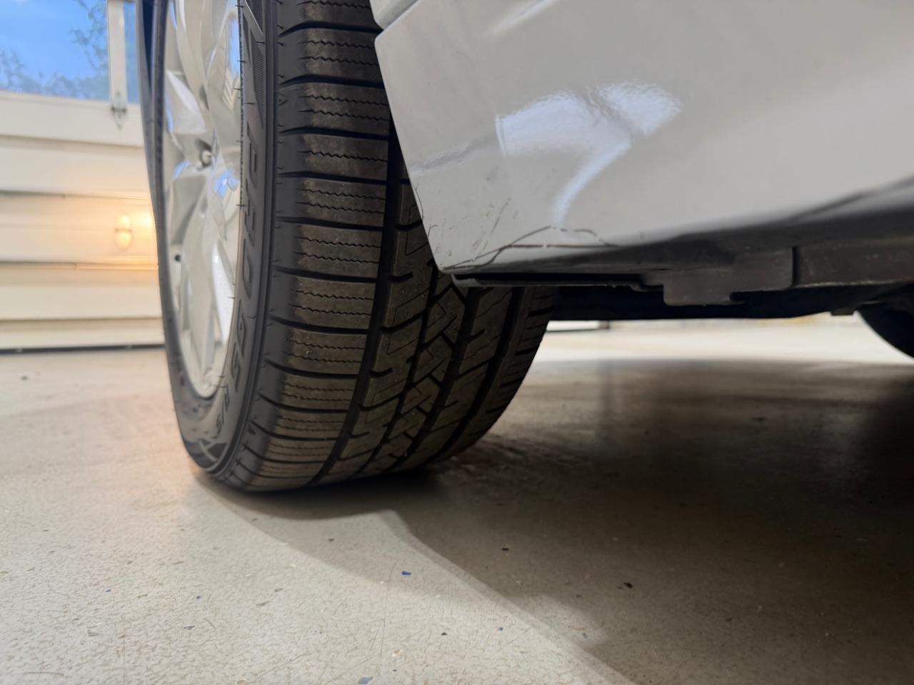 Subaru Legacy 4dr Sdn 2.5i Premium PZEV 2016