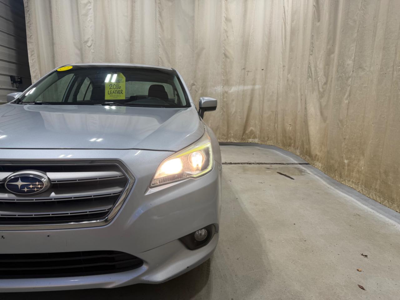 Subaru Legacy 4dr Sdn 2.5i Premium PZEV 2016