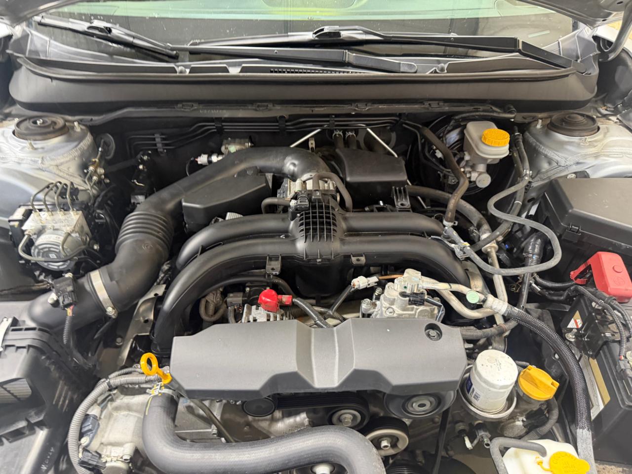 Subaru Legacy 4dr Sdn 2.5i Premium PZEV 2016