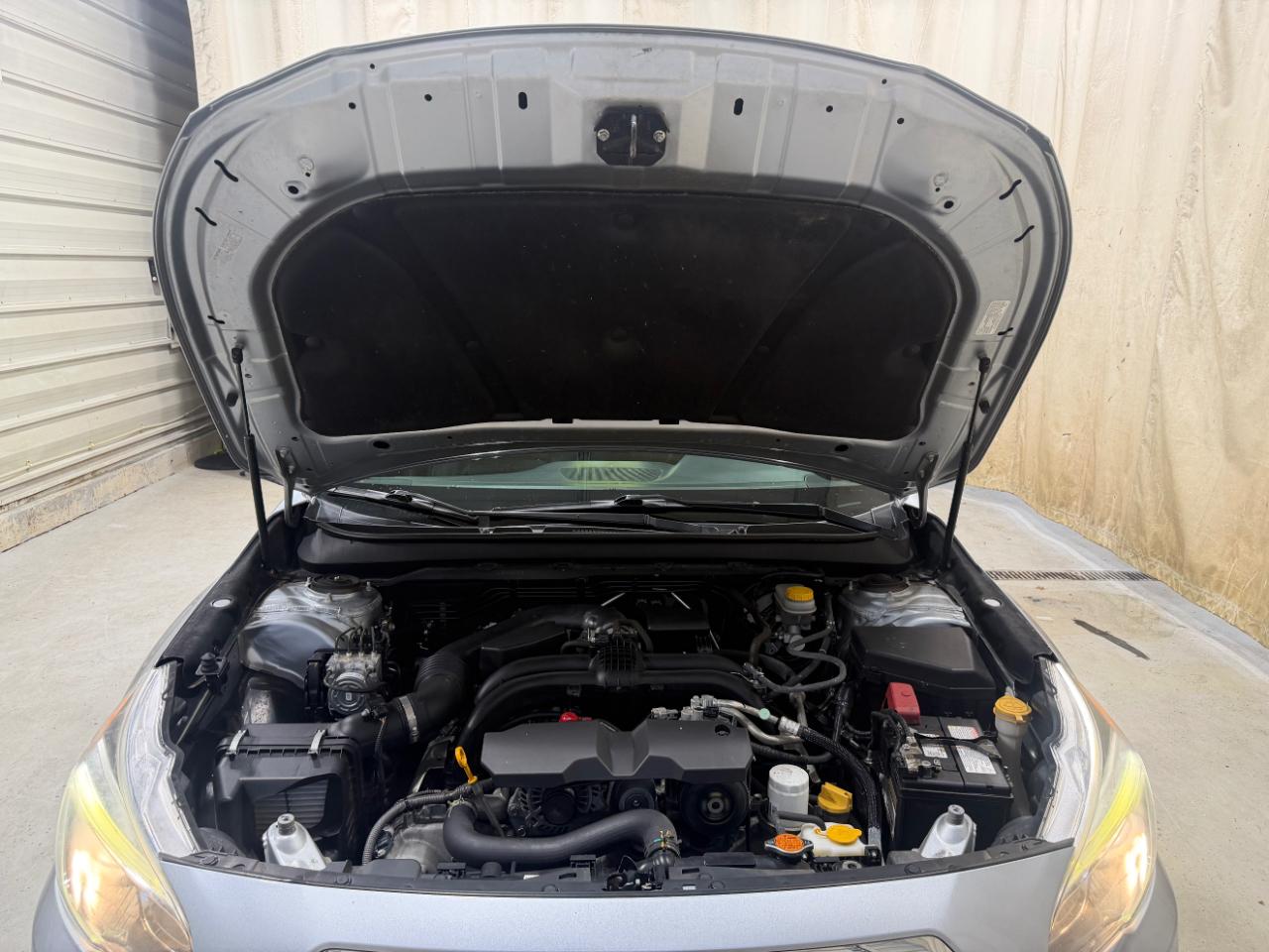 Subaru Legacy 4dr Sdn 2.5i Premium PZEV 2016