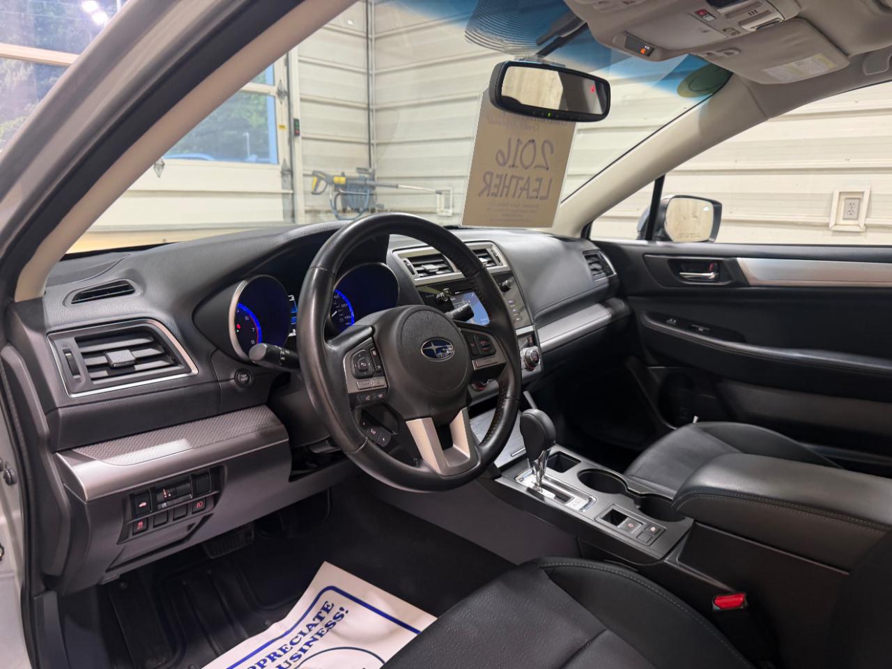 Subaru Legacy 4dr Sdn 2.5i Premium PZEV 2016