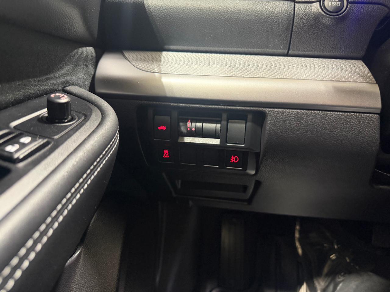 Subaru Legacy 4dr Sdn 2.5i Premium PZEV 2016