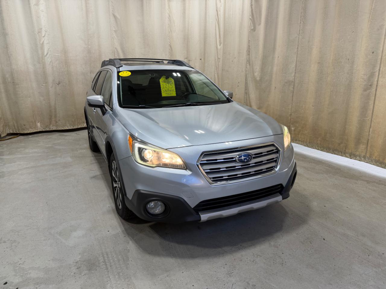 Subaru Outback 4dr Wgn 2.5i Limited 2015