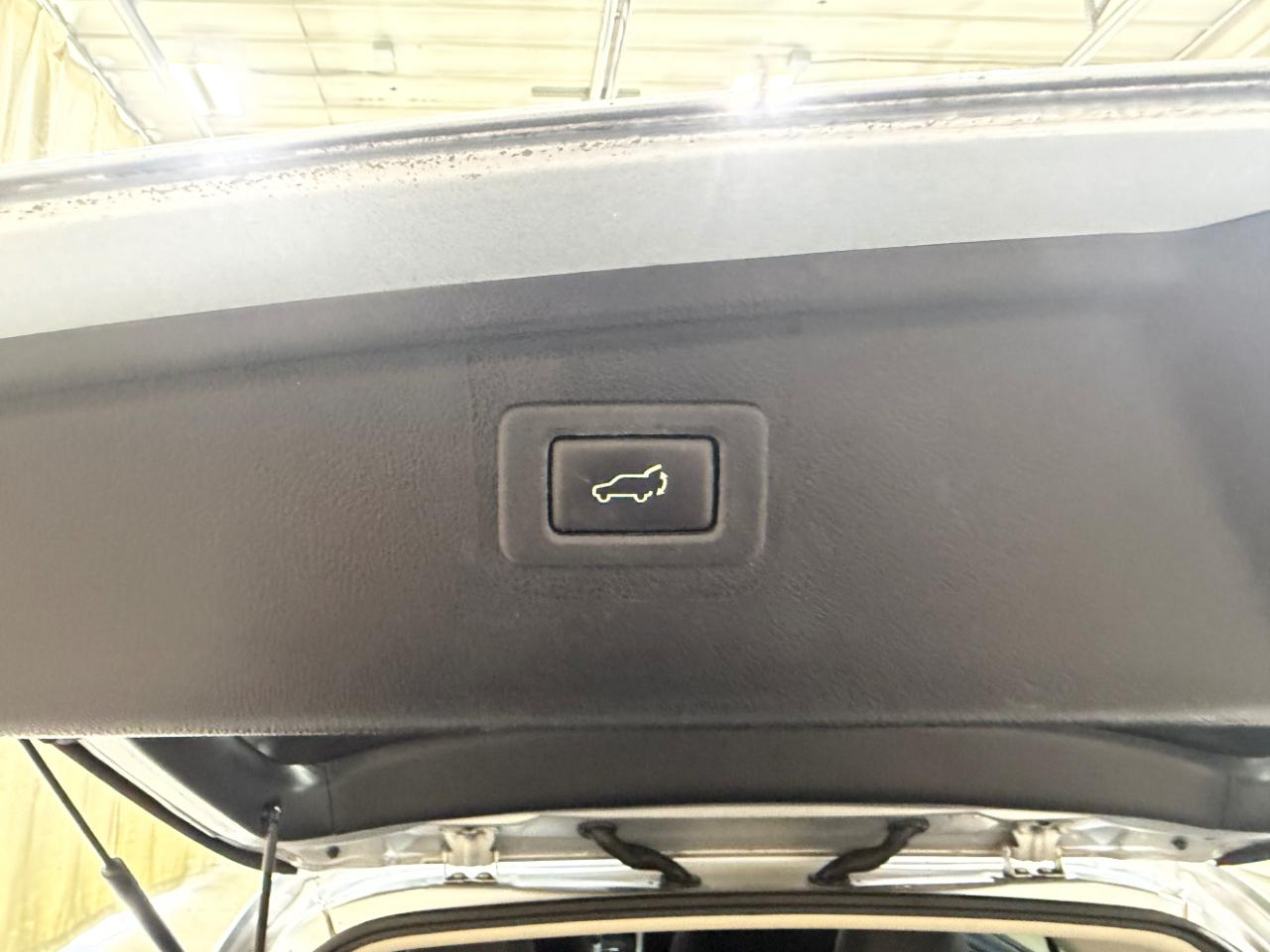 Subaru Outback 4dr Wgn 2.5i Limited 2015