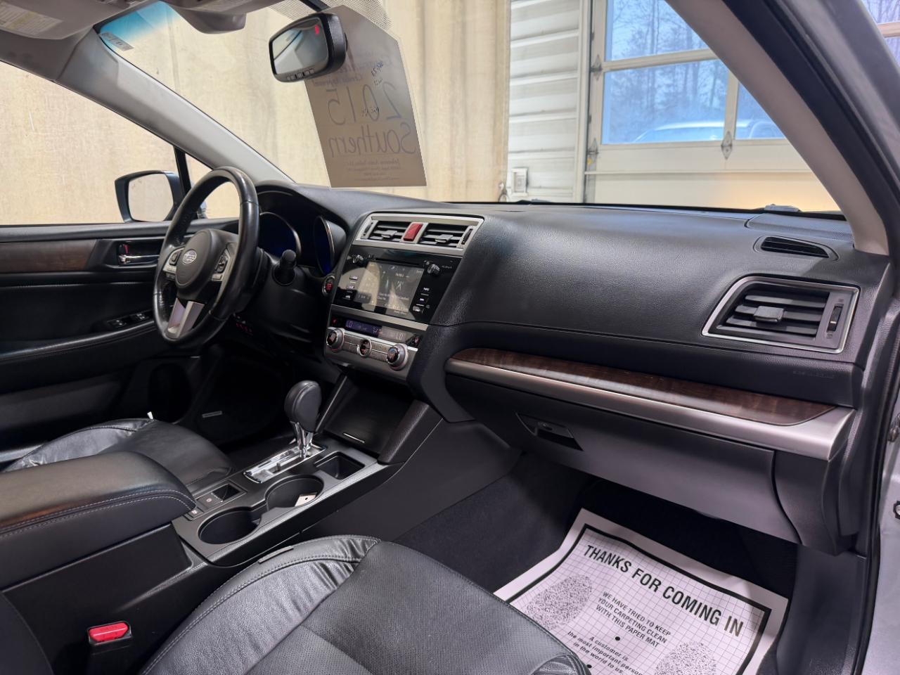 Subaru Outback 4dr Wgn 2.5i Limited 2015