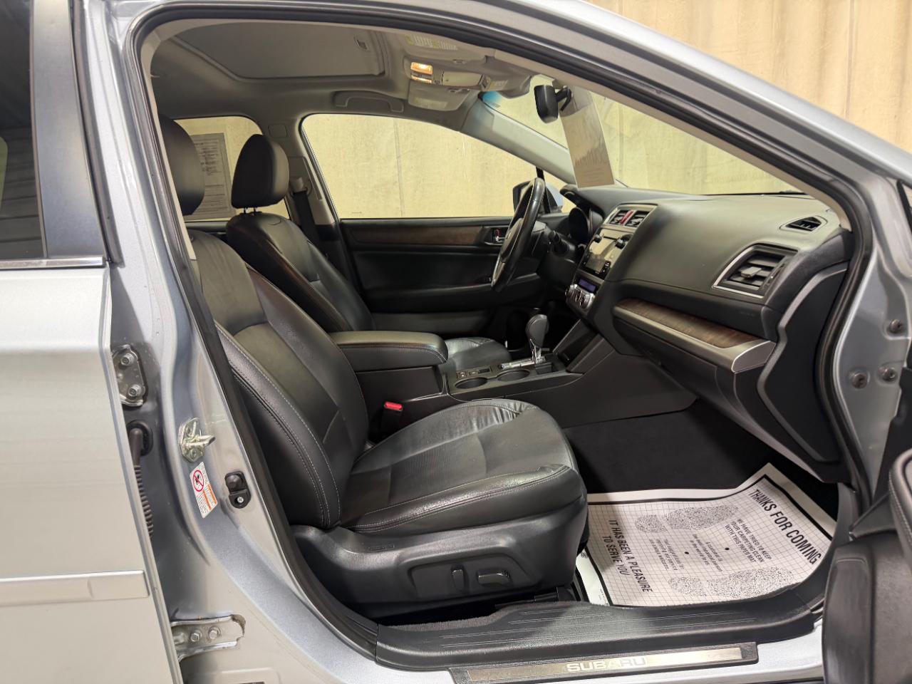 Subaru Outback 4dr Wgn 2.5i Limited 2015