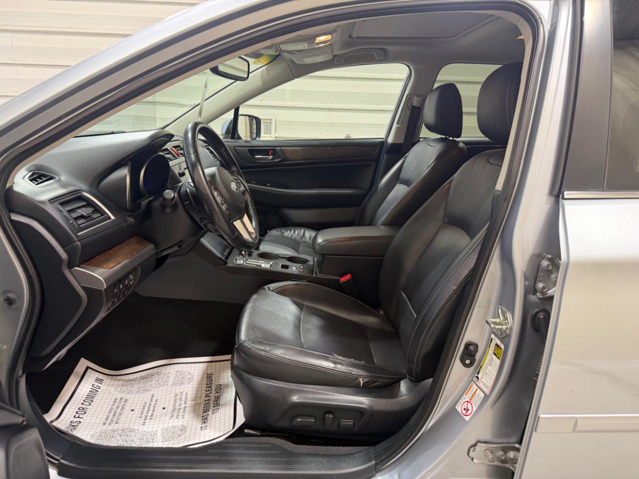 Subaru Outback 4dr Wgn 2.5i Limited 2015