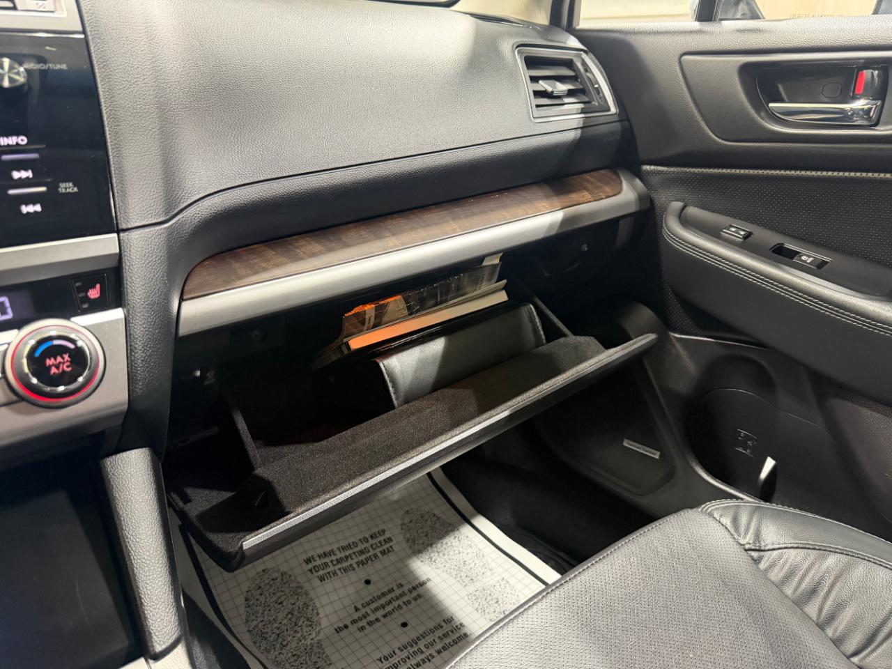 Subaru Outback 4dr Wgn 2.5i Limited 2015