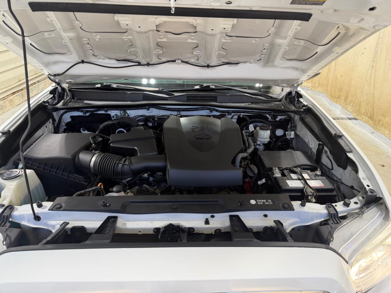Toyota Tacoma 4WD TRD Sport Double Cab 5' Bed V6 AT (Natl) 2019