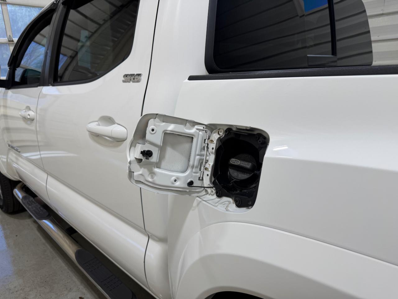 Toyota Tacoma 4WD TRD Sport Double Cab 5' Bed V6 AT (Natl) 2019