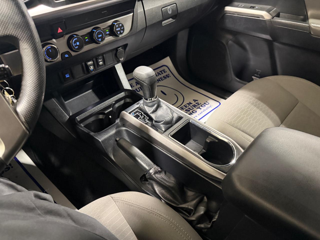 Toyota Tacoma 4WD TRD Sport Double Cab 5' Bed V6 AT (Natl) 2019