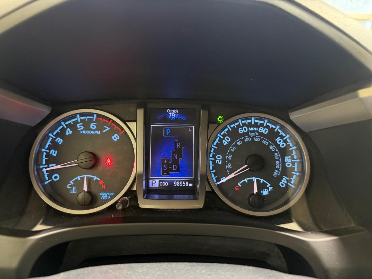 Toyota Tacoma 4WD TRD Sport Double Cab 5' Bed V6 AT (Natl) 2019