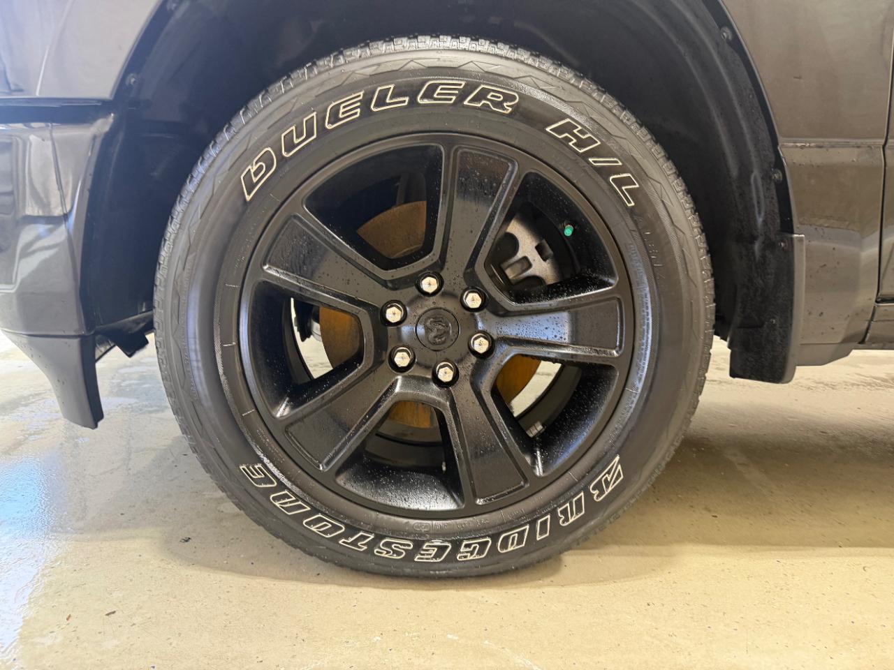 RAM 1500 Big Horn 4x4 Crew Cab 5'7" Box 2023