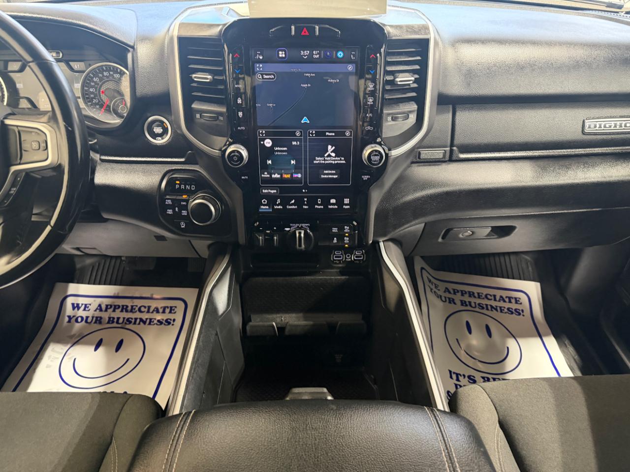 RAM 1500 Big Horn 4x4 Crew Cab 5'7" Box 2023