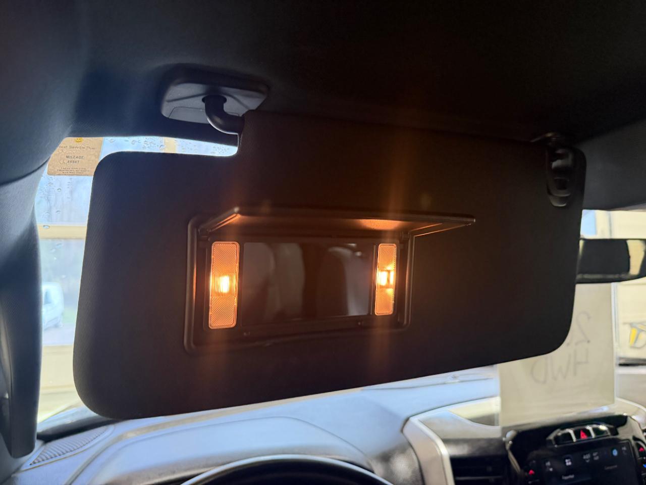 RAM 1500 Big Horn 4x4 Crew Cab 5'7" Box 2023