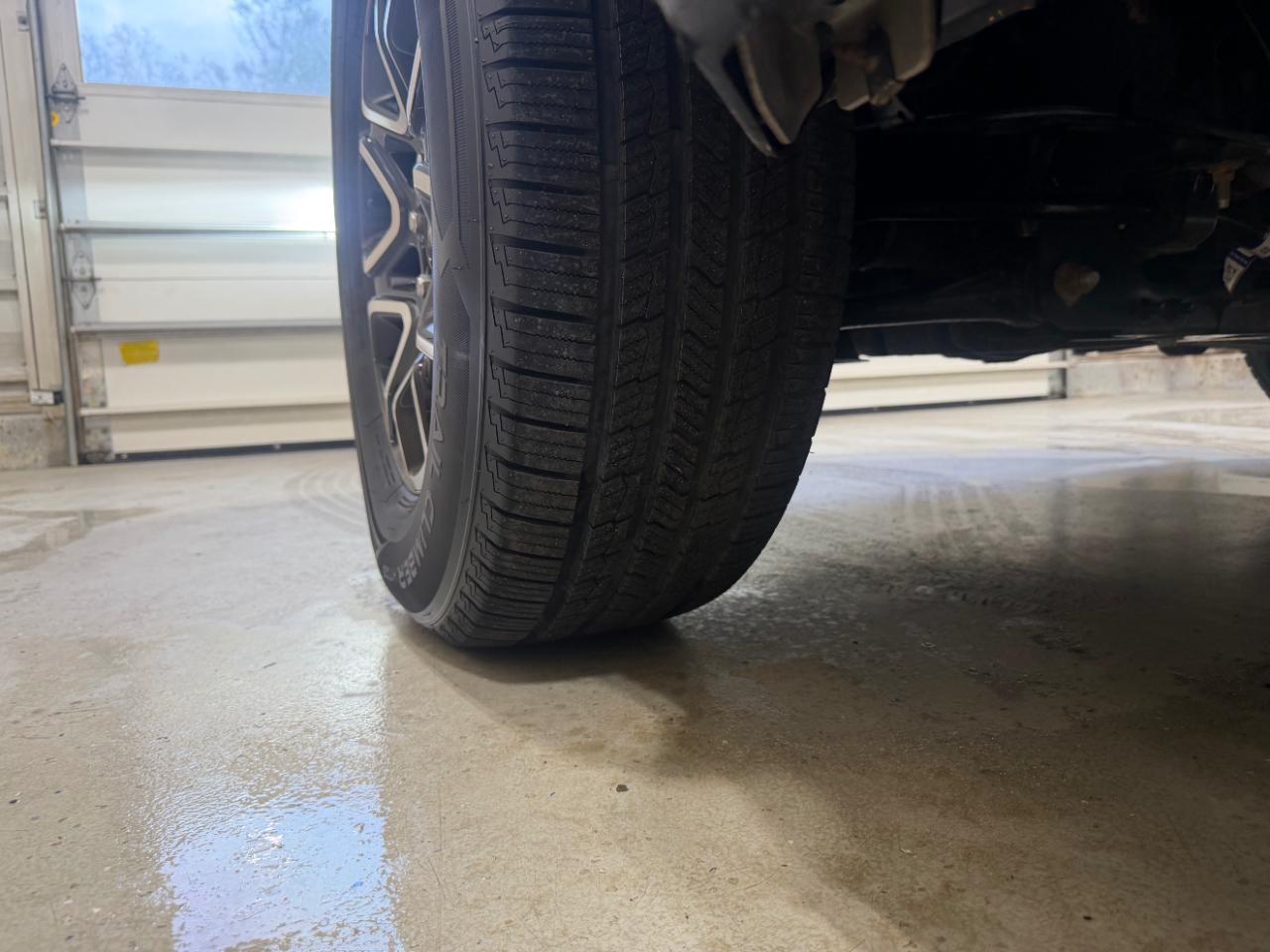 Ford F-150 XLT 4WD SuperCrew 5.5' Box 2023
