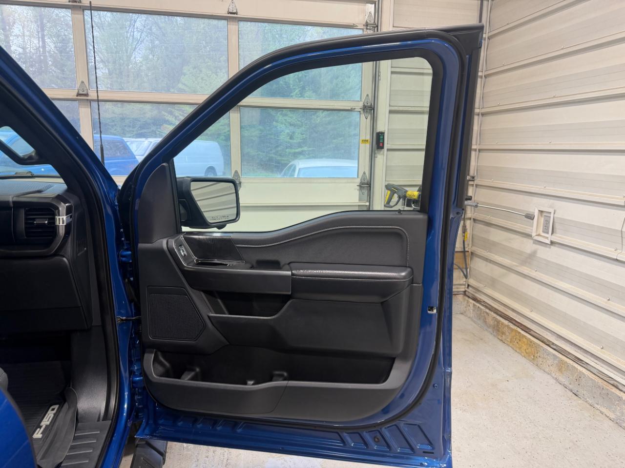 Ford F-150 XLT 4WD SuperCrew 5.5' Box 2023