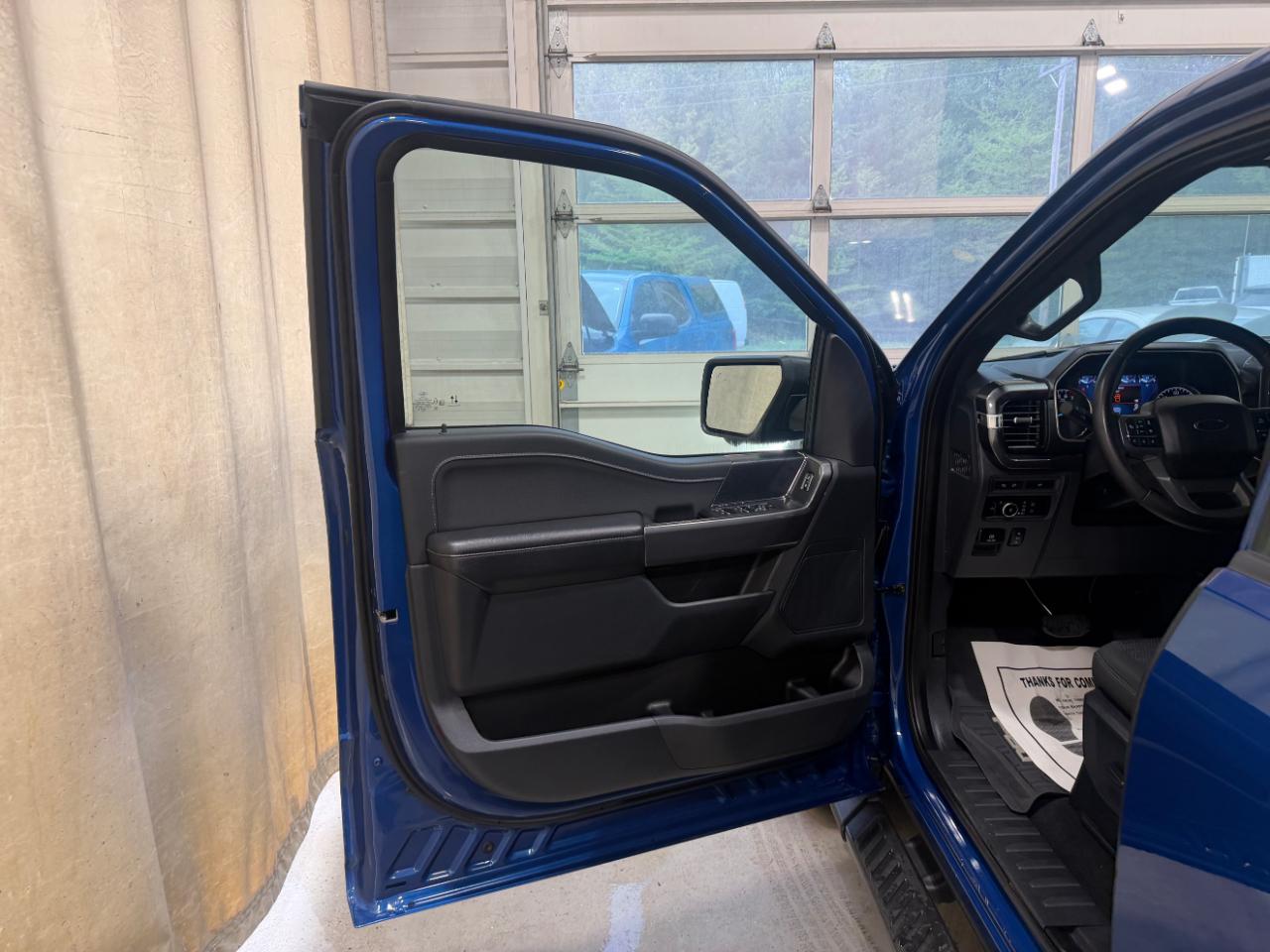 Ford F-150 XLT 4WD SuperCrew 5.5' Box 2023
