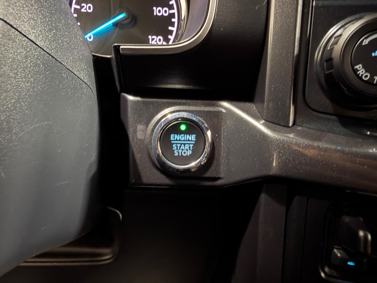 Ford F-150 XLT 4WD SuperCrew 5.5' Box 2023