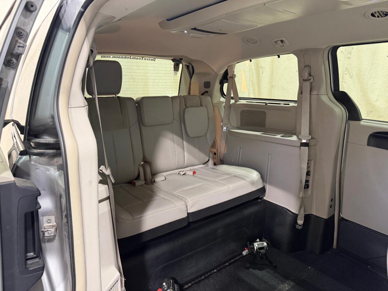 Chrysler Town & Country 4dr Wgn Limited 2014