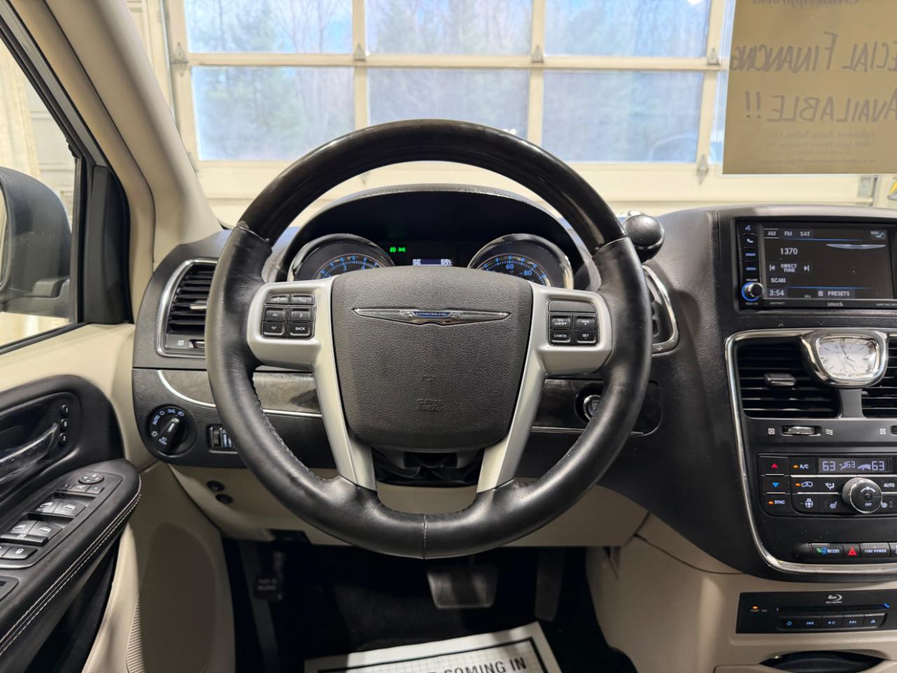 Chrysler Town & Country 4dr Wgn Limited 2014