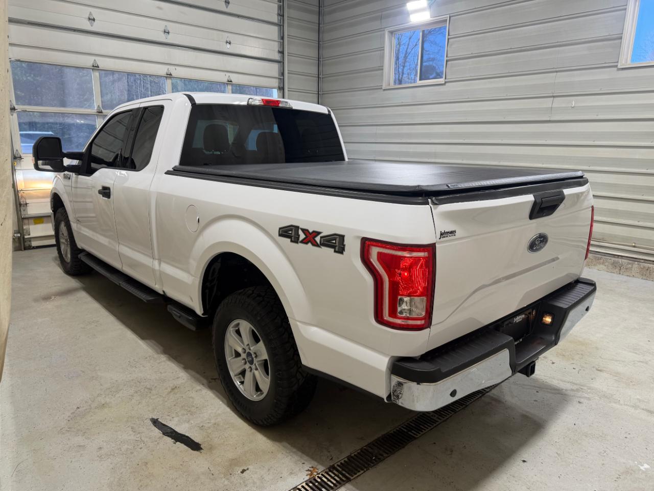 Ford F-150 4WD SuperCab 145" XLT 2016