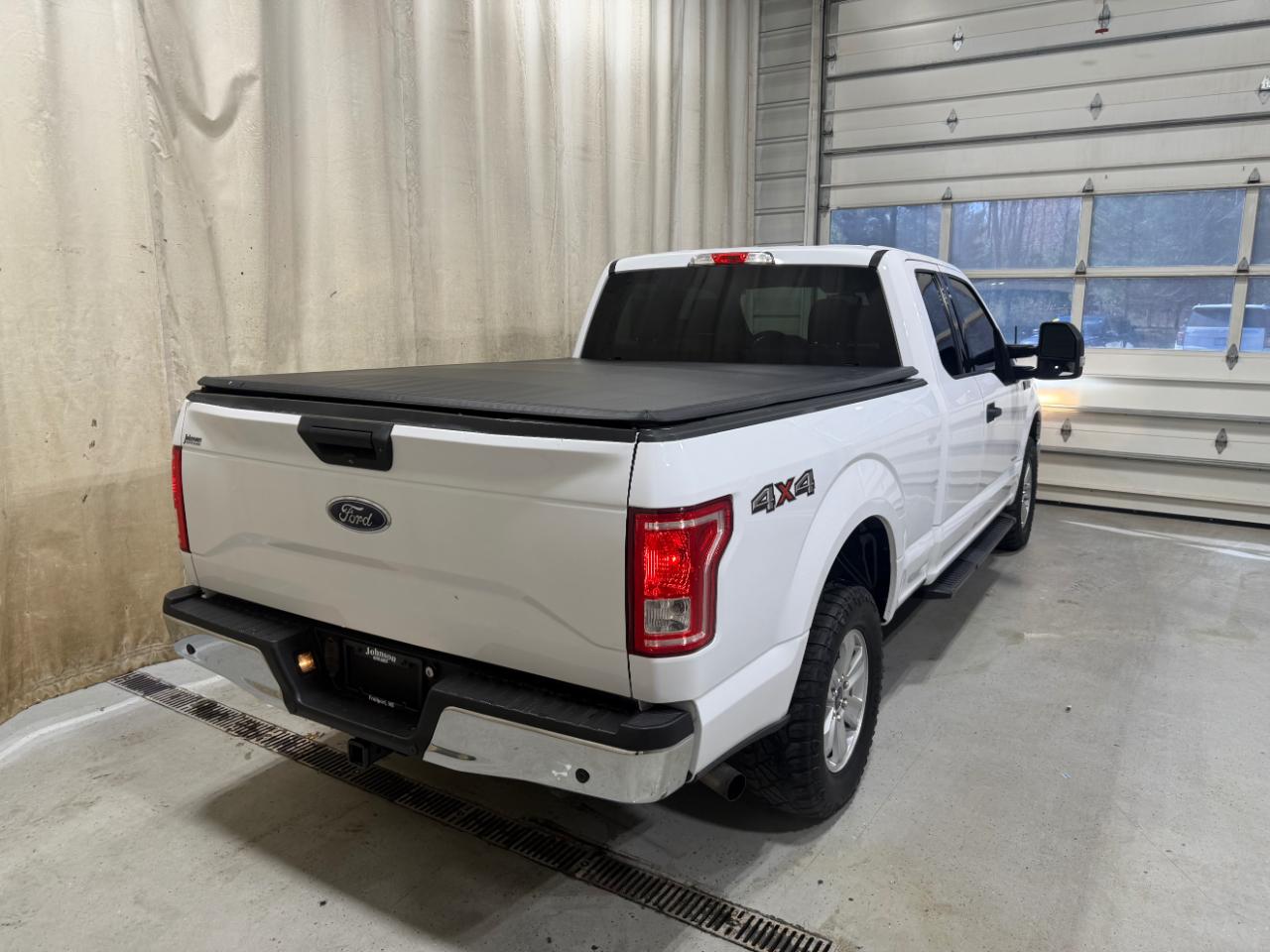 Ford F-150 4WD SuperCab 145" XLT 2016