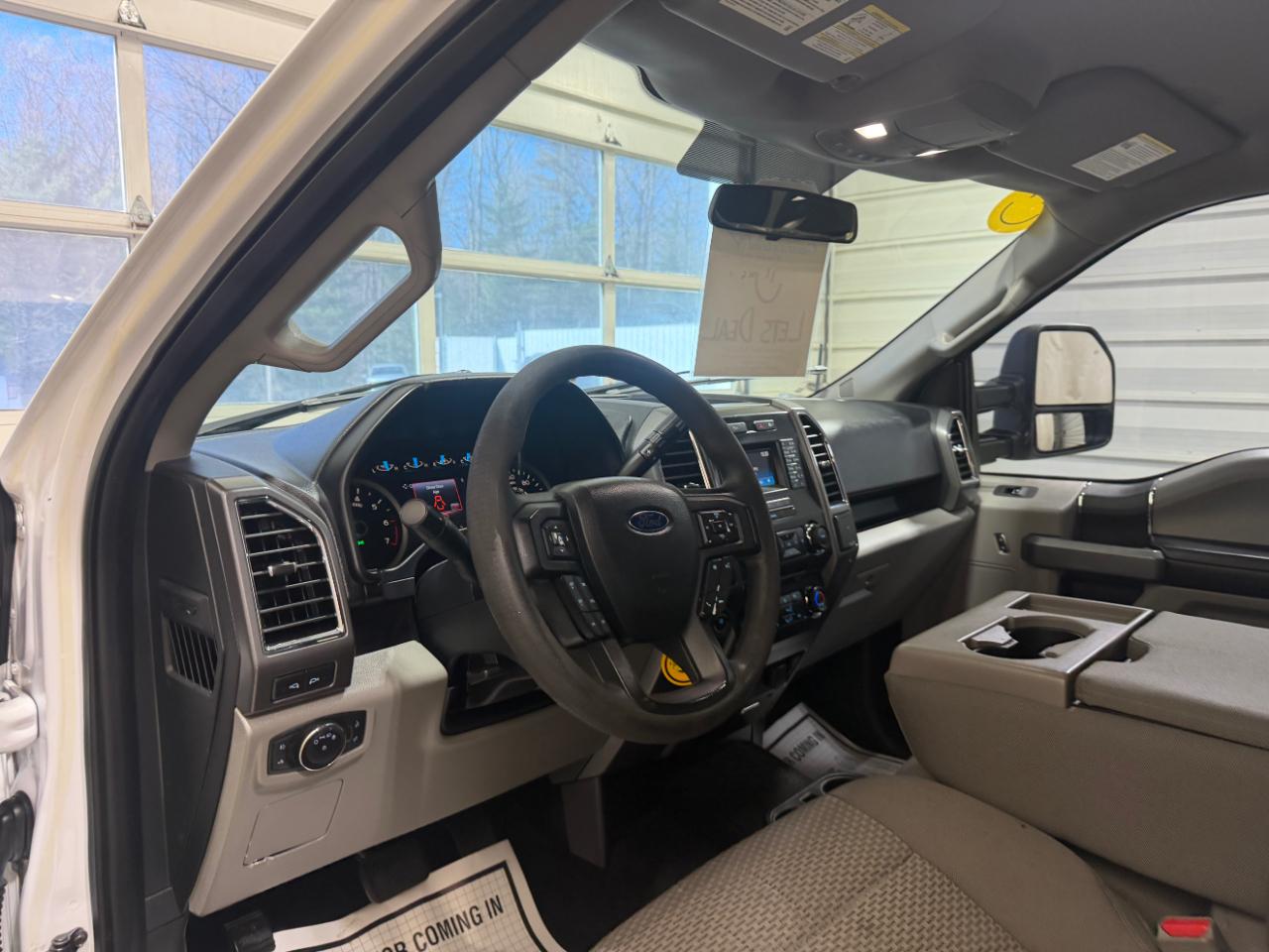 Ford F-150 4WD SuperCab 145" XLT 2016