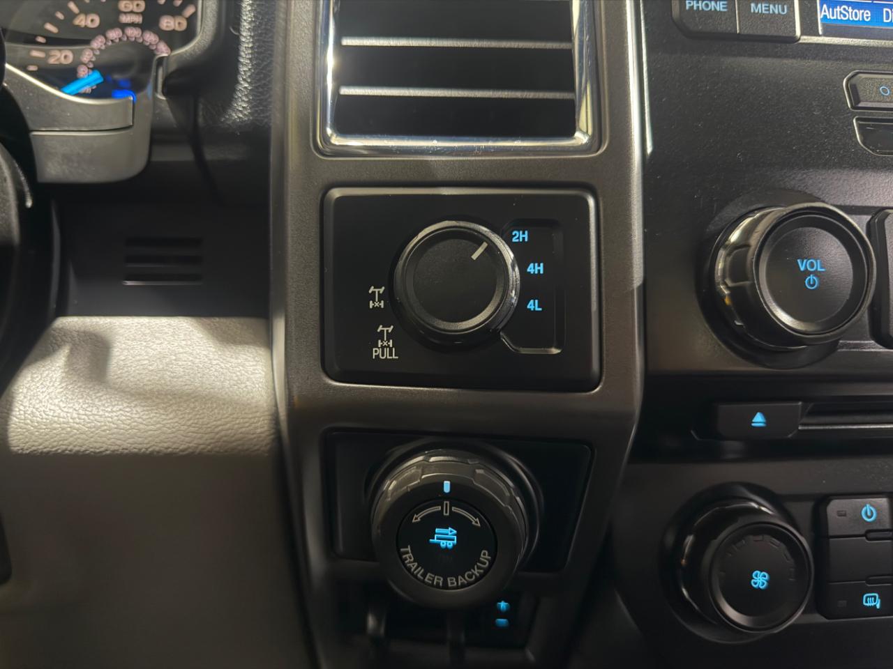 Ford F-150 4WD SuperCab 145" XLT 2016