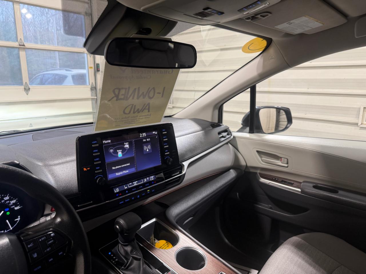 Toyota Sienna LE AWD 8-Passenger (Natl) 2023