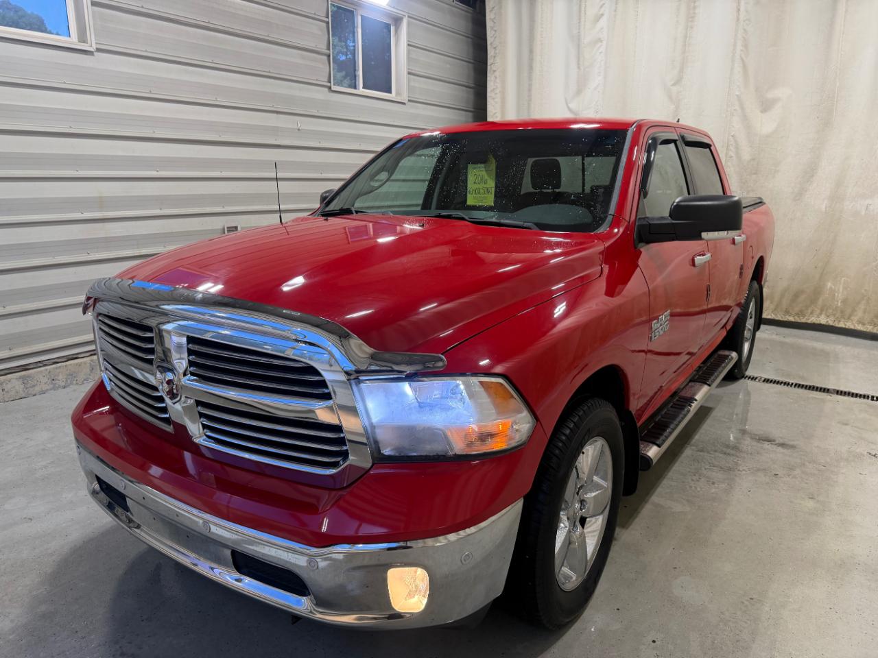 RAM 1500 4WD Crew Cab 140.5" Big Horn 2016