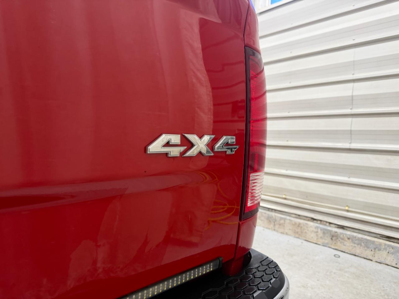 RAM 1500 4WD Crew Cab 140.5" Big Horn 2016
