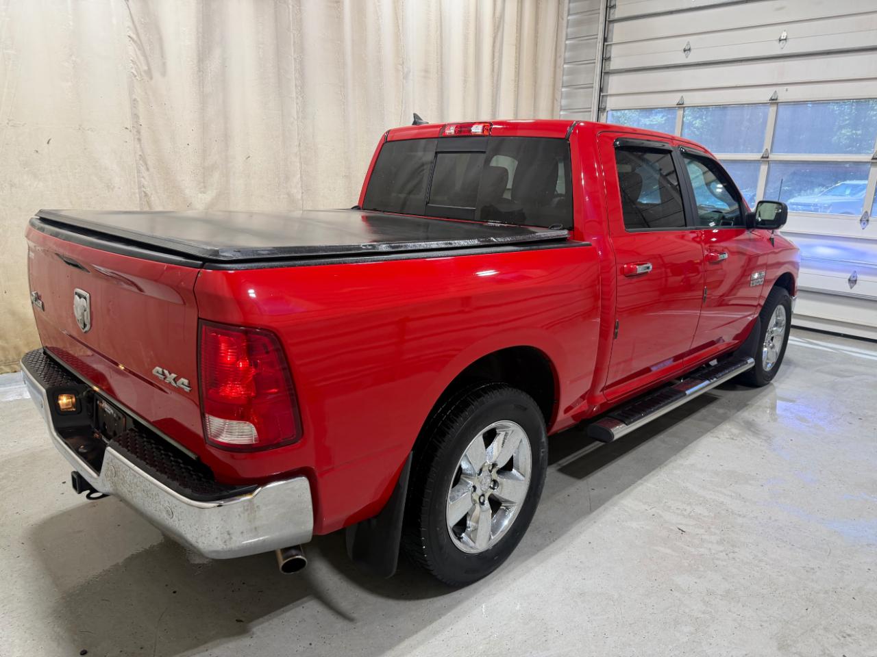 RAM 1500 4WD Crew Cab 140.5" Big Horn 2016