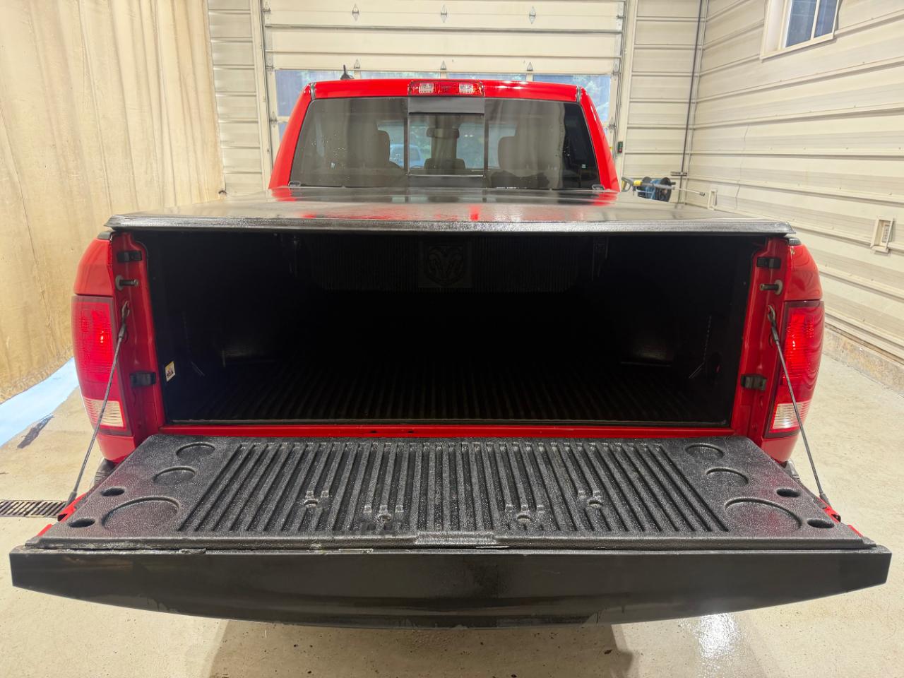 RAM 1500 4WD Crew Cab 140.5" Big Horn 2016