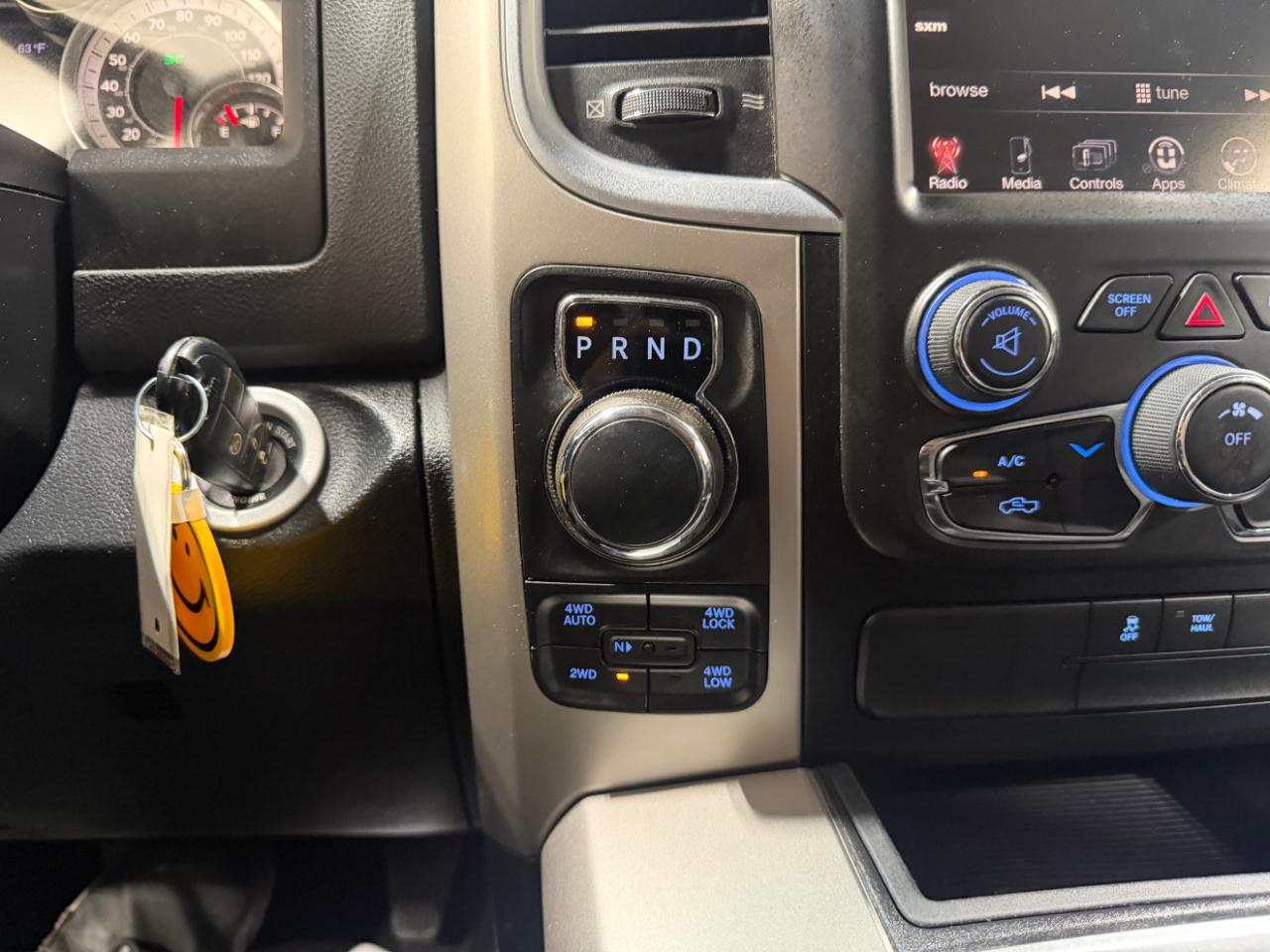 RAM 1500 4WD Crew Cab 140.5" Big Horn 2016