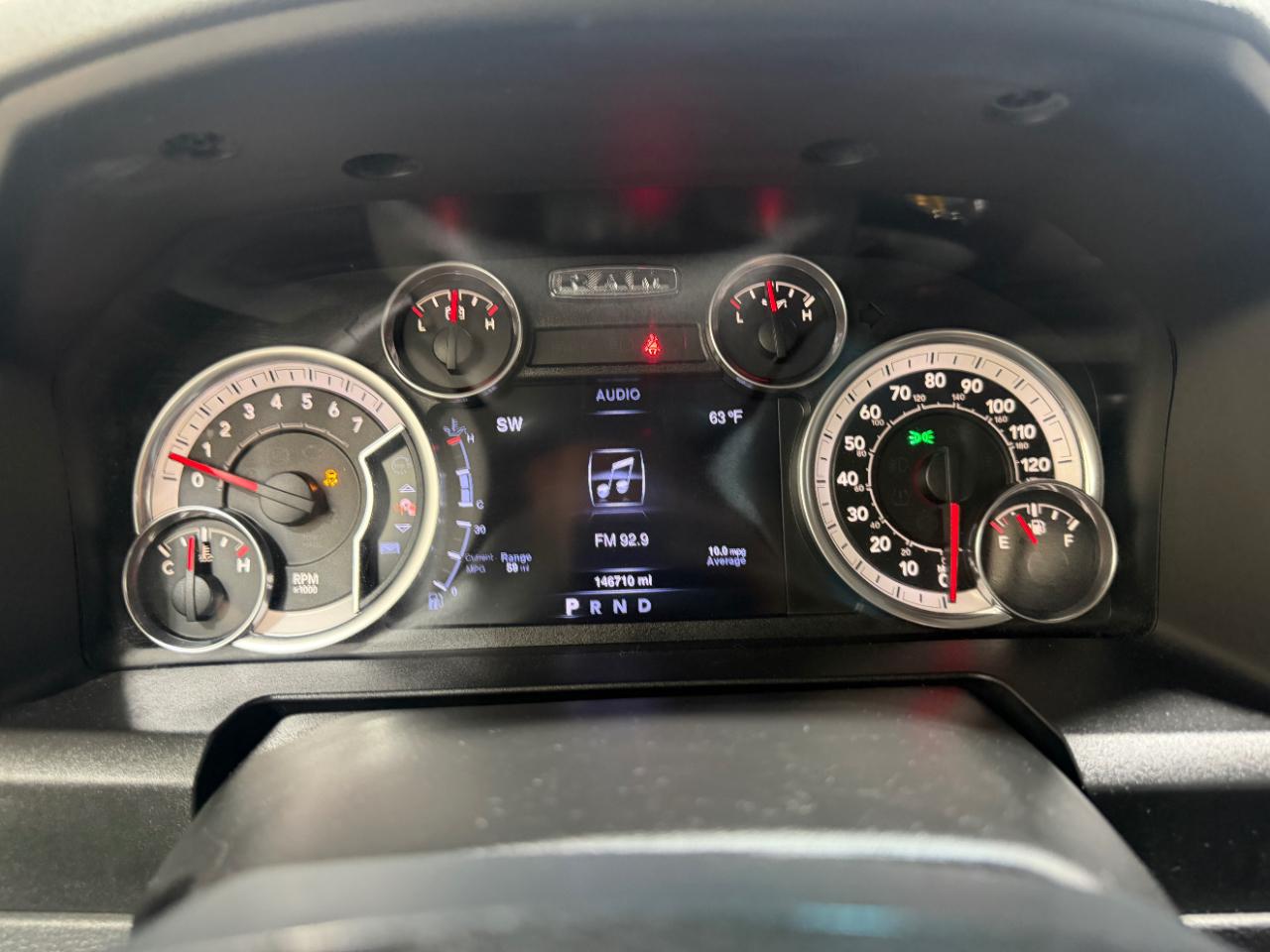 RAM 1500 4WD Crew Cab 140.5" Big Horn 2016
