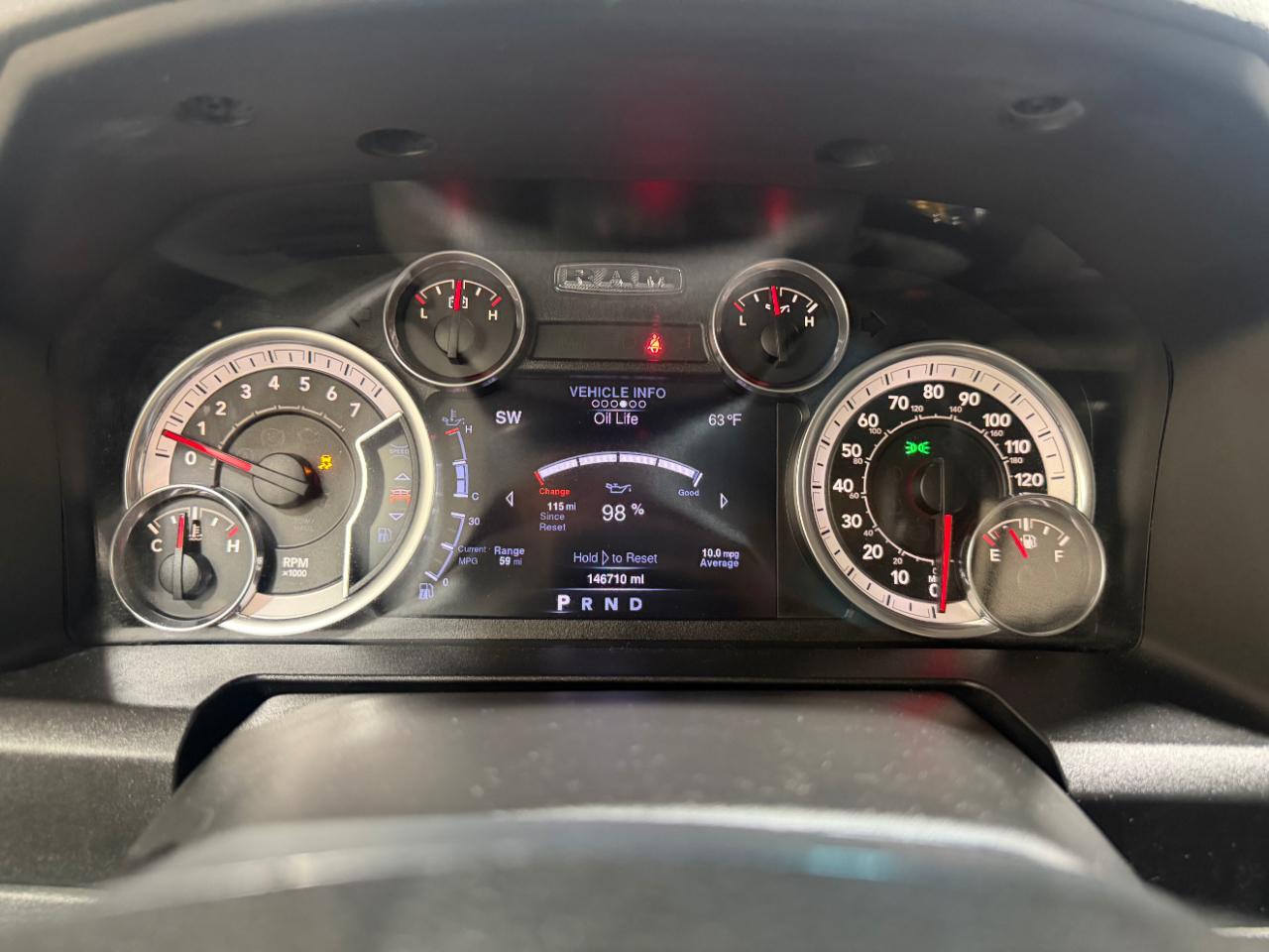 RAM 1500 4WD Crew Cab 140.5" Big Horn 2016